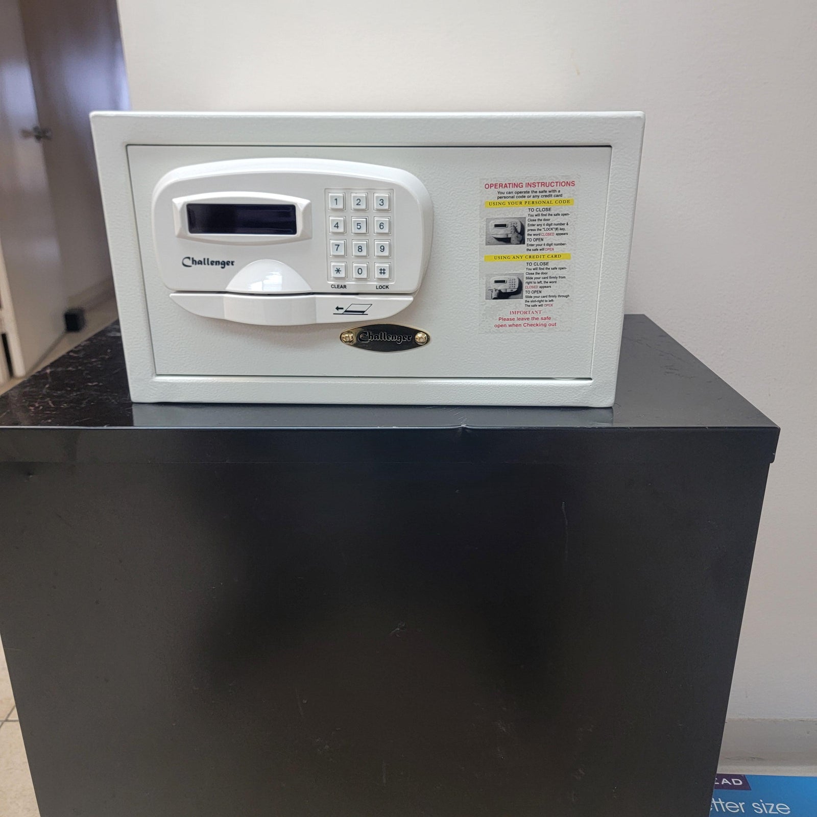 Challenger M1 Laptop Compatible In-Room Safe