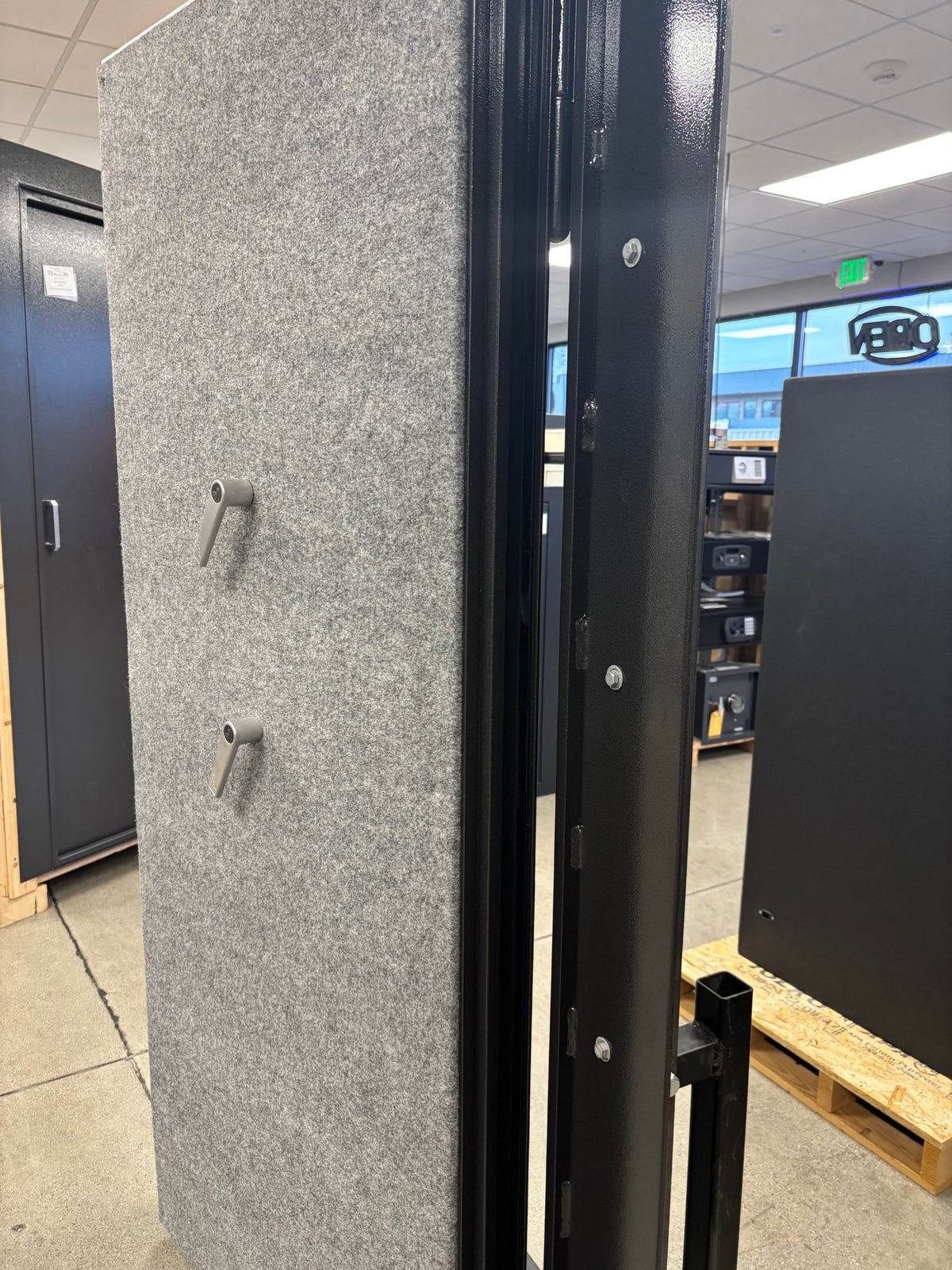 Ironman 8036 Residential Vault Door Display Model Frame and inside of door