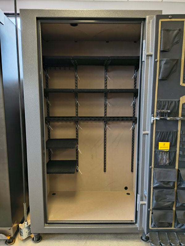 Open Box Browning SP49T gun safe front view.