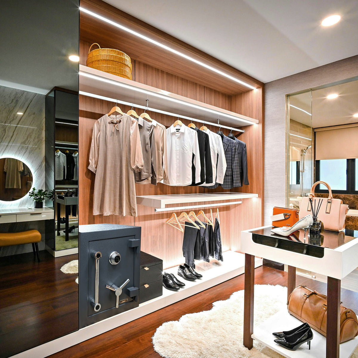 AMSEC American Security AMVAULT CF1814 TL30 high security composite burglar fire rated safe in closet.