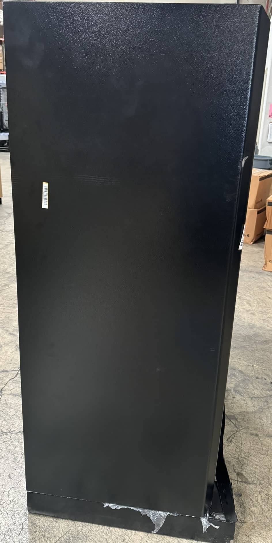 Winchester Big Daddy Gun Safe Black Blemished #1 Side