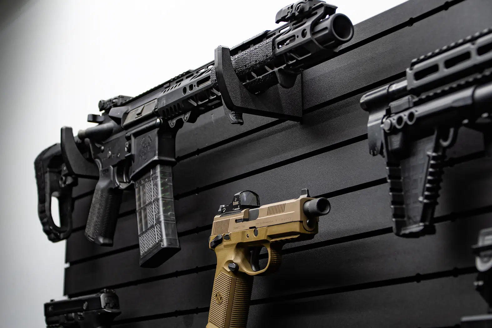 Tactical Walls MWHRACKRS Modwall Horizontal Rifle Rack