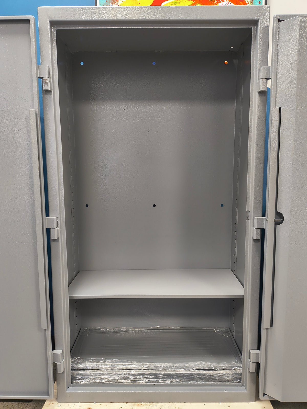 Blemished 2101-17 interior shot. 