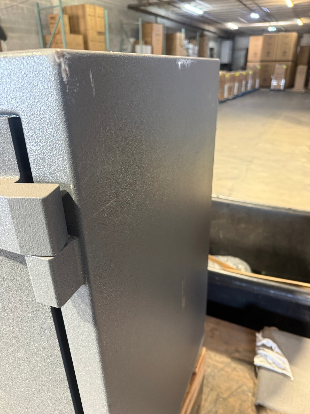 Hollon PM-2819 TL-15 Burglary 2 Hour Fire Safe Blemished Right Side View
