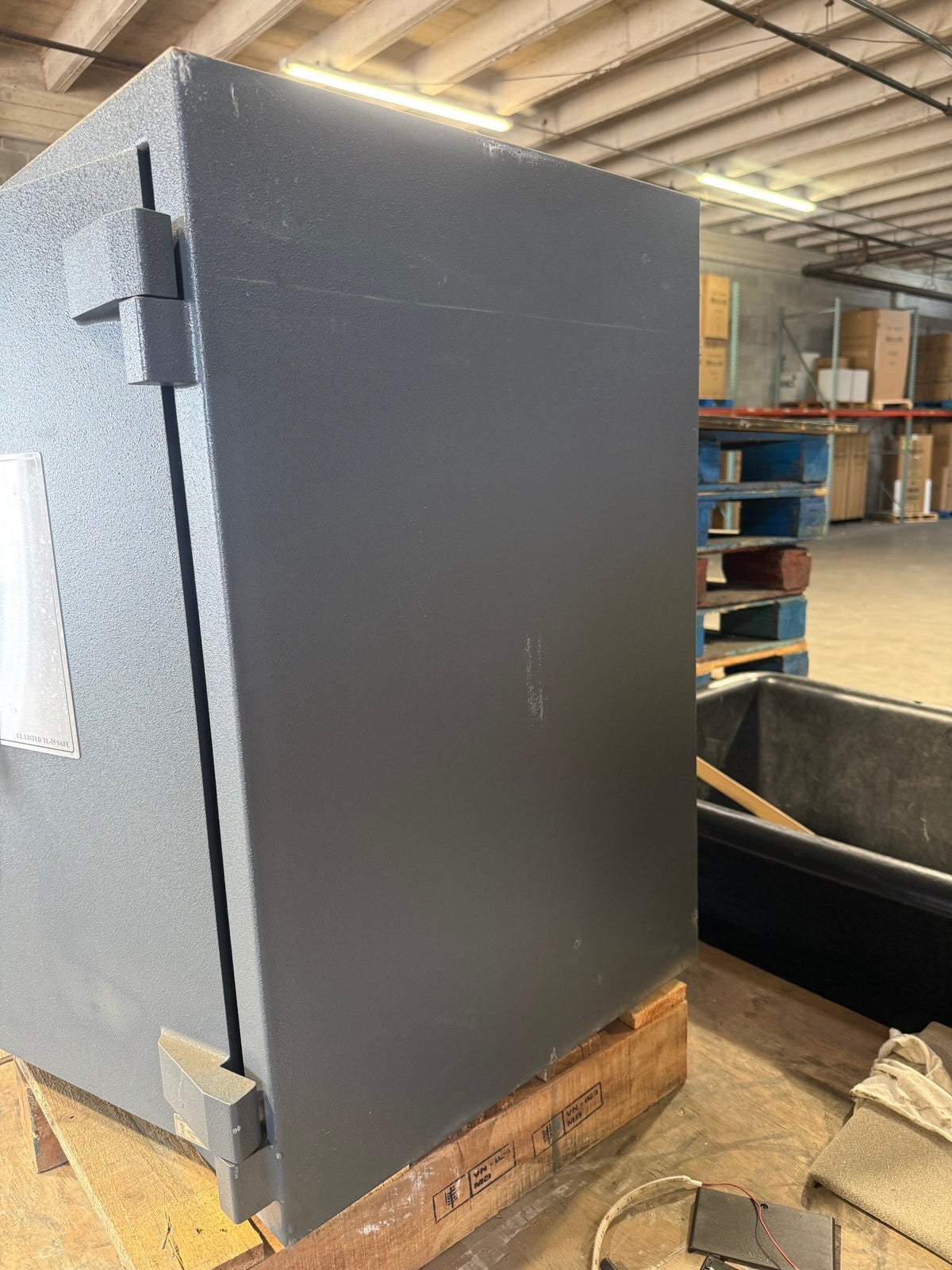 Hollon PM-2819 TL-15 Burglary 2 Hour Fire Safe Blemished Right Side View 2