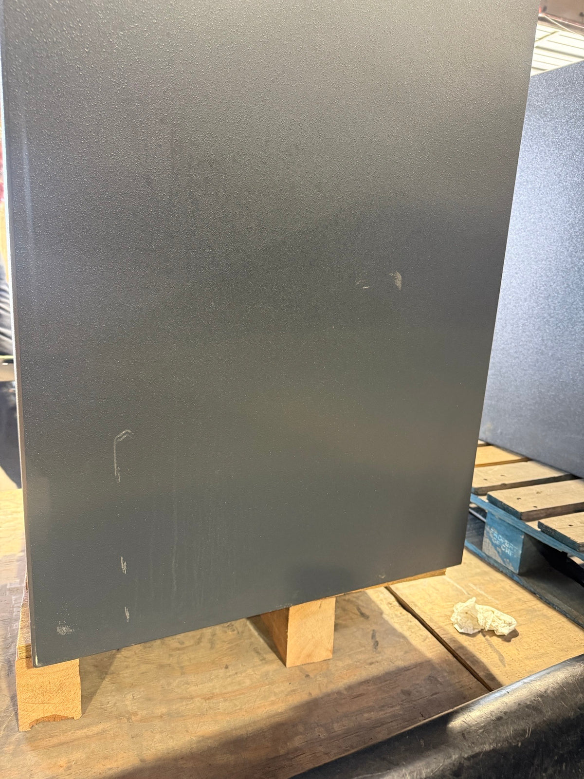Hollon PM-2819 TL-15 Burglary 2 Hour Fire Safe Blemished Back Side View
