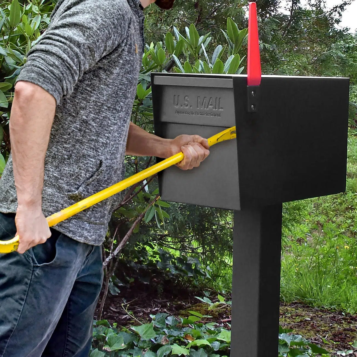 Mail Boss Original Curbside Mailbox Burglar with Pry Bar