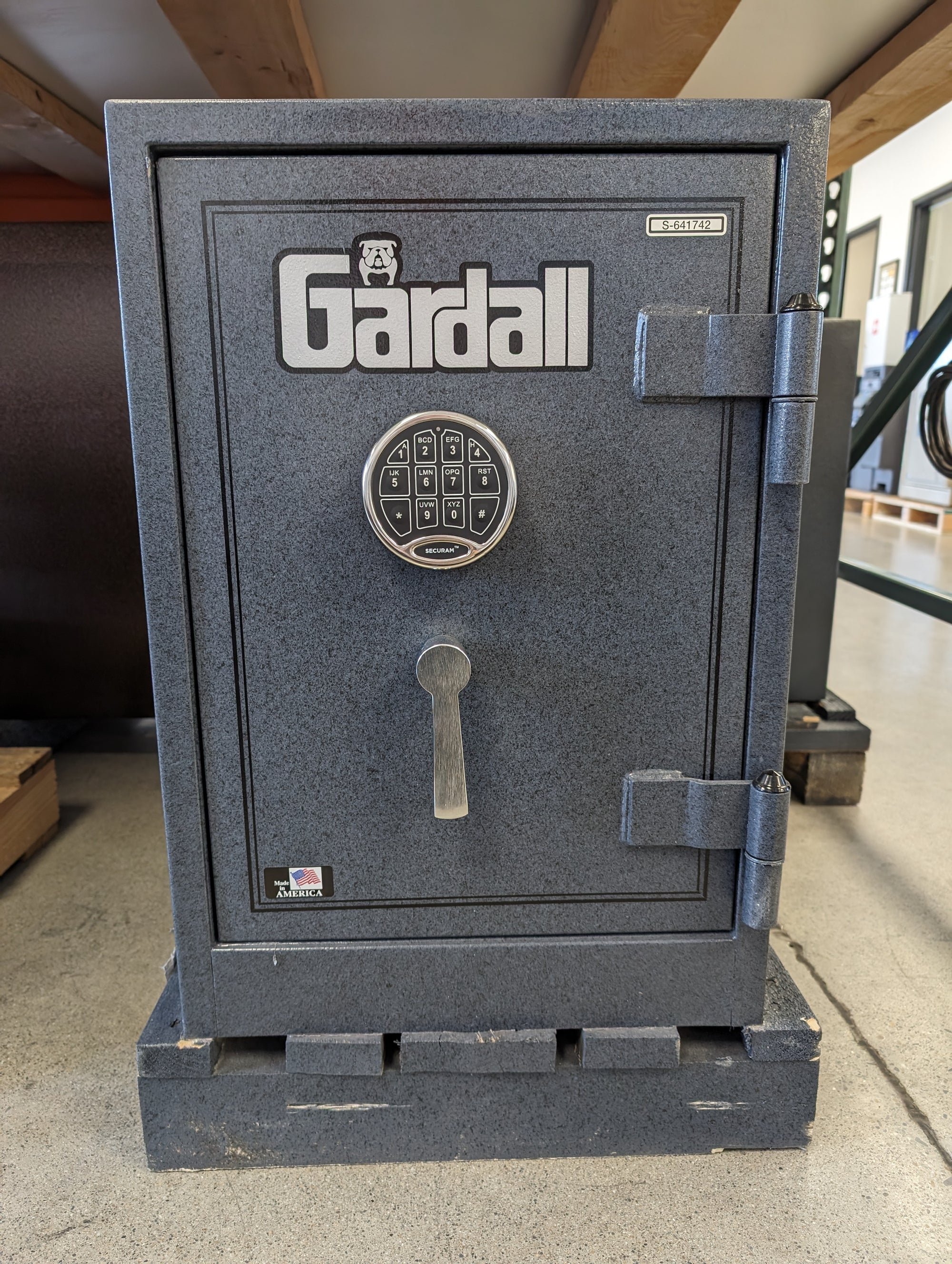 Gardall 1818-2 Scratch and Dent front