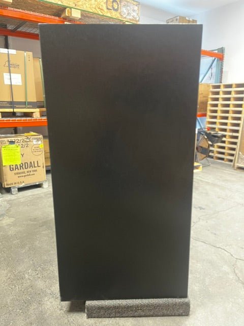 View of the left side of the safe. 