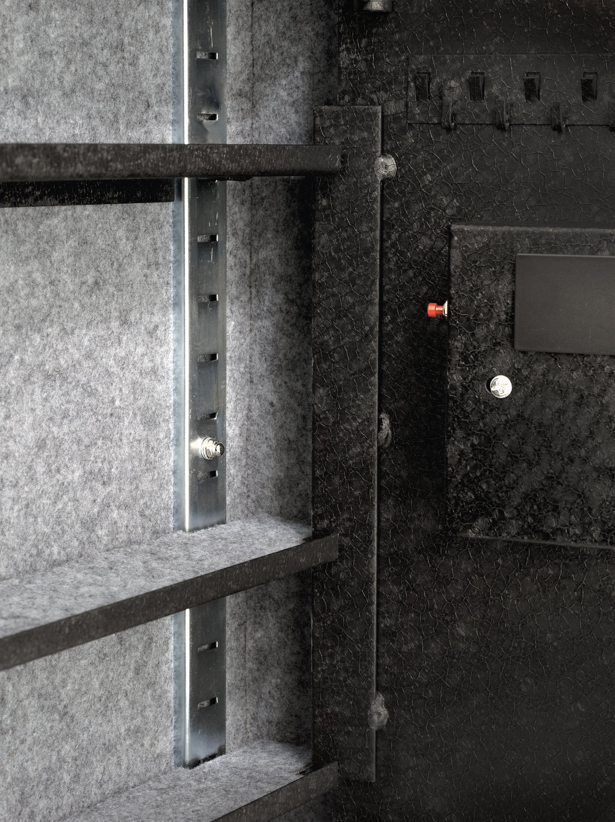 Viking VS-52BLX Hidden in Wall Safe Biometric Safe Door Open Override Button