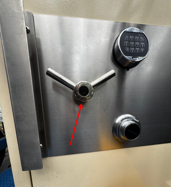 SafeandVaultStore 4524BL TL-30 Two Hour Fire Safe with Lagard ComboGard Pro Blemished