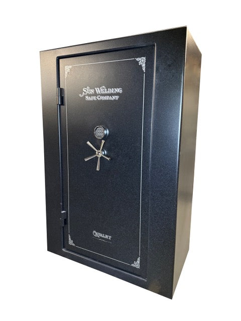 Sun Welding C-4028T Cavalry Gun Safe Door Closed