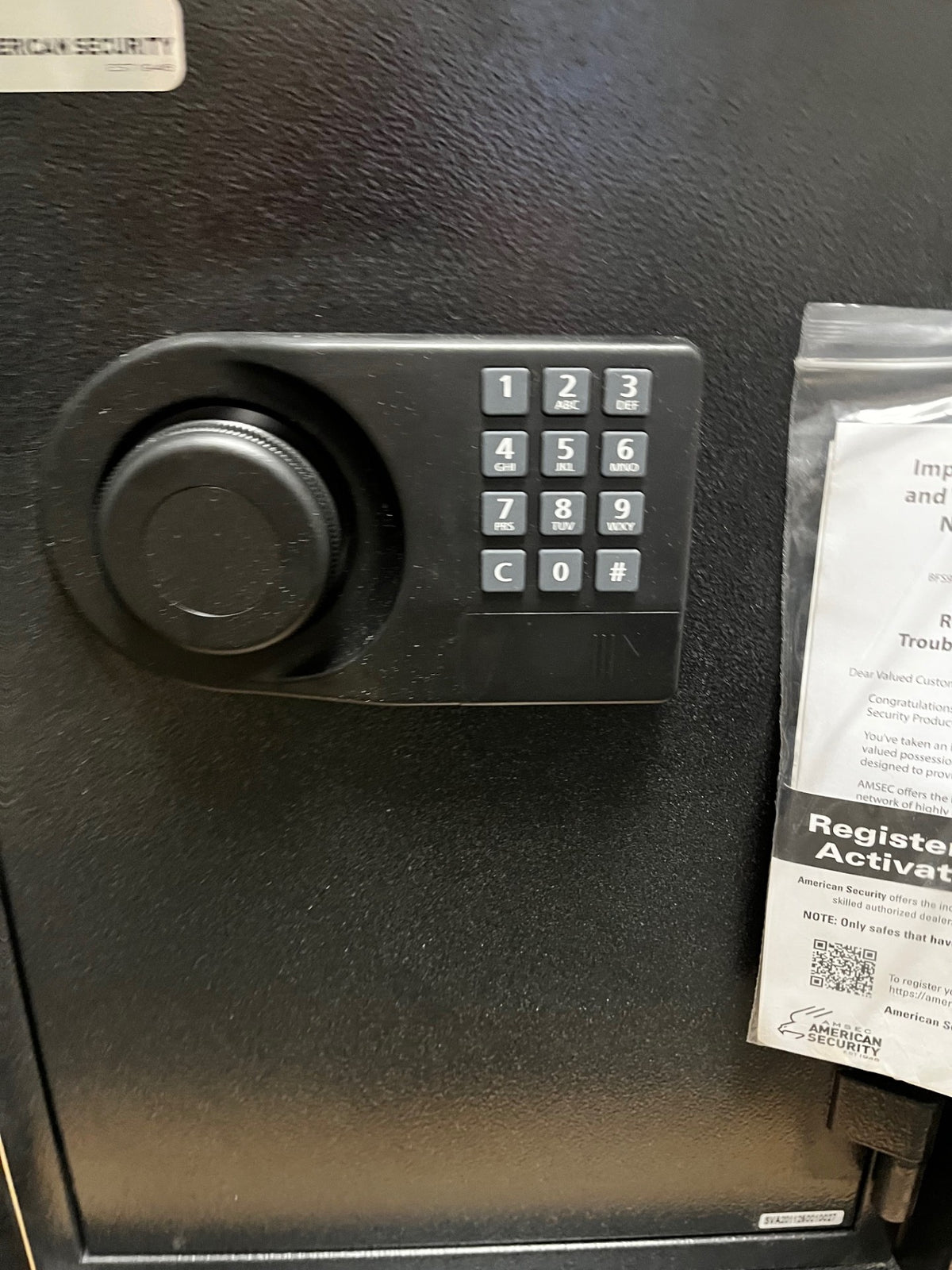 Close-up view of the lock. The lock is powered by one 9-Volt battery. 