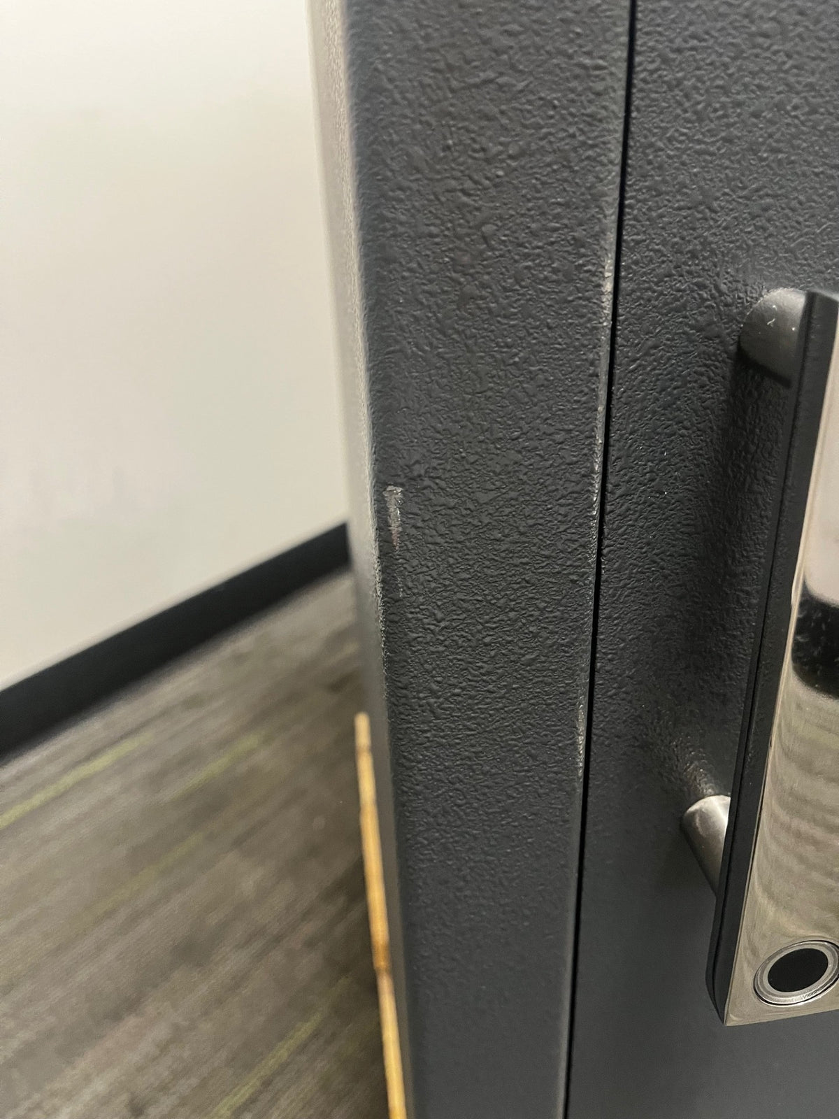 Hollon MJ-2618C TL-30 Burglary 2 Hour Fire Safe Blemished with Group R1 lock